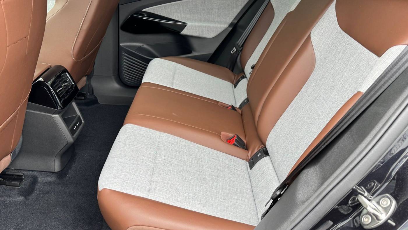 2025 Volkswagen ID.4 1V2CRPE85SC004930