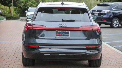 2024 Audi Q8 e-tron WA15AAGE9RB031981