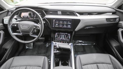 2024 Audi Q8 e-tron WA15AAGE9RB031981