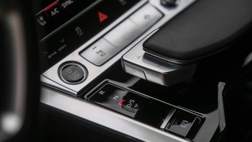 2024 Audi Q8 e-tron WA15AAGE9RB031981
