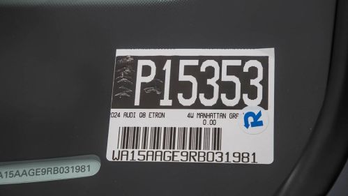2024 Audi Q8 e-tron WA15AAGE9RB031981