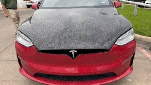 2022 Tesla Model X - Images - 2