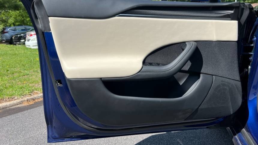 2023 Tesla Model S 5YJSA1E67PF528672
