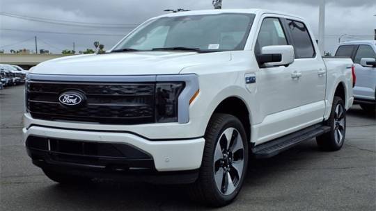 2025 Ford F-150 Lightning - Images - 1