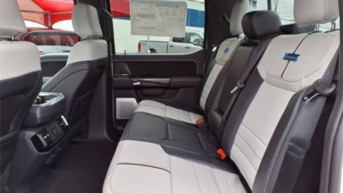 2025 Ford F-150 Lightning - Images - 8