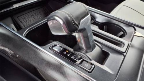 2025 Ford F-150 Lightning - Images - 15