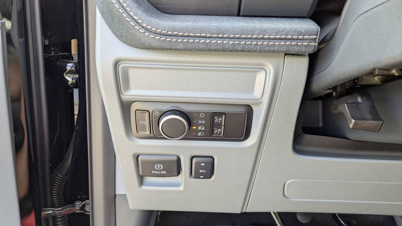2025 Ford F-150 Lightning 1FT6W3LU7SWG07442