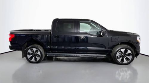 2023 Ford F-150 Lightning - Images - 18