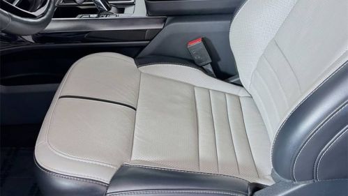 2023 Ford F-150 Lightning - Images - 23