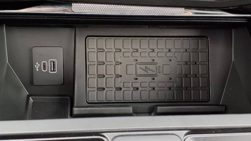 2025 Ford F-150 Lightning - Images - 12