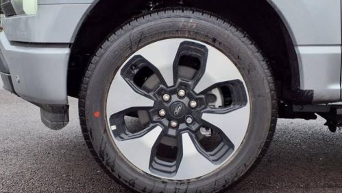 2025 Ford F-150 Lightning - Images - 24