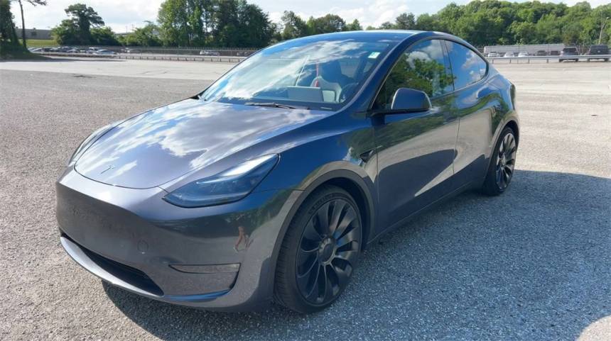2023 Tesla Model Y 7SAYGDEF5PF897916