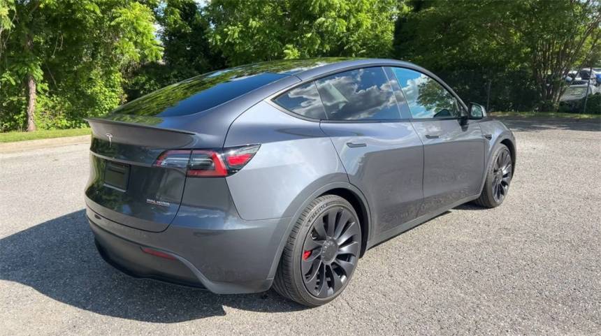 2023 Tesla Model Y 7SAYGDEF5PF897916