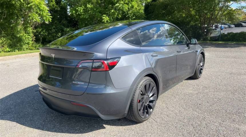 2023 Tesla Model Y 7SAYGDEF5PF897916