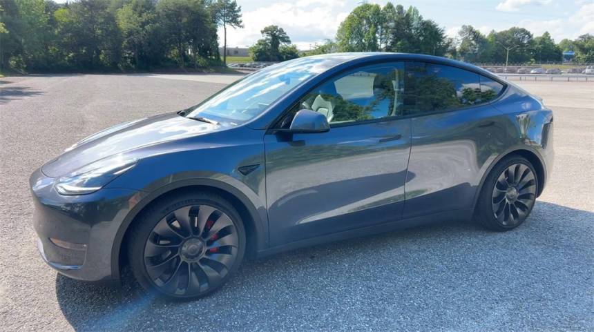 2023 Tesla Model Y 7SAYGDEF5PF897916