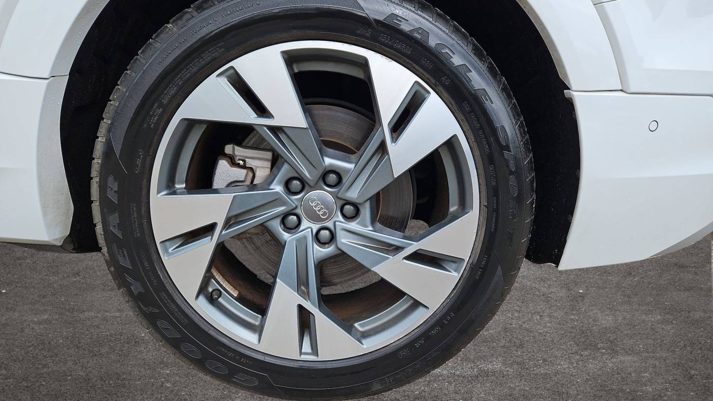 2020 Audi e-tron WA12ABGE0LB033019