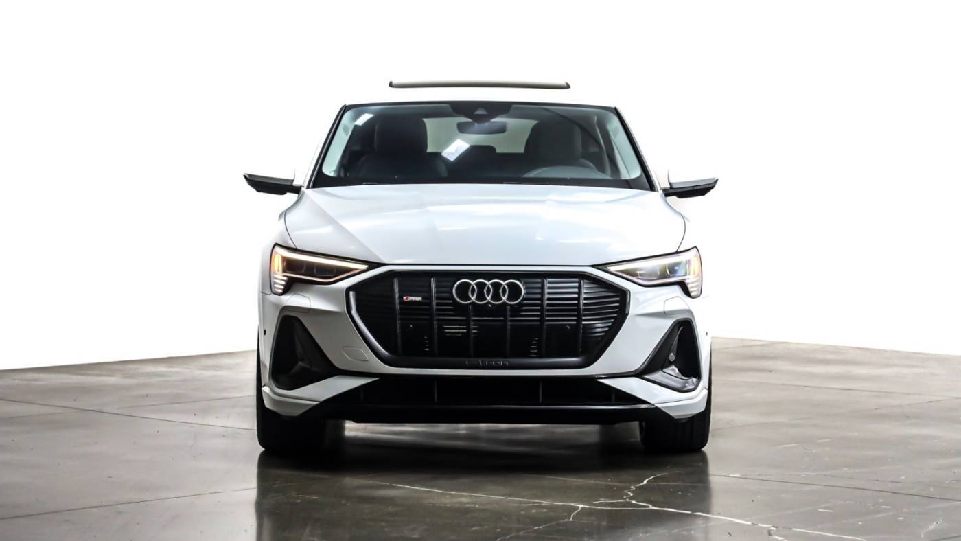 2021 Audi e-tron WA12AAGE6MB023834
