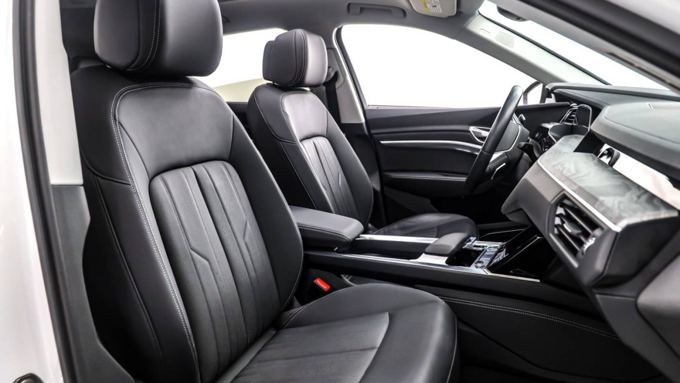 2021 Audi e-tron WA12AAGE6MB023834