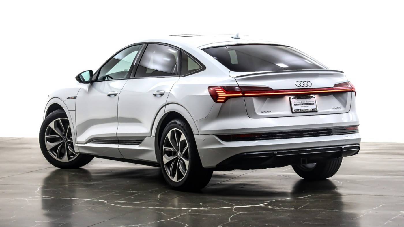 2021 Audi e-tron WA12AAGE6MB023834