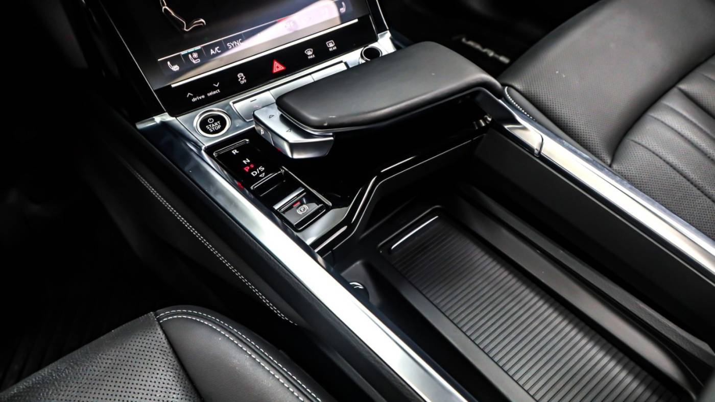 2021 Audi e-tron WA12AAGE6MB023834