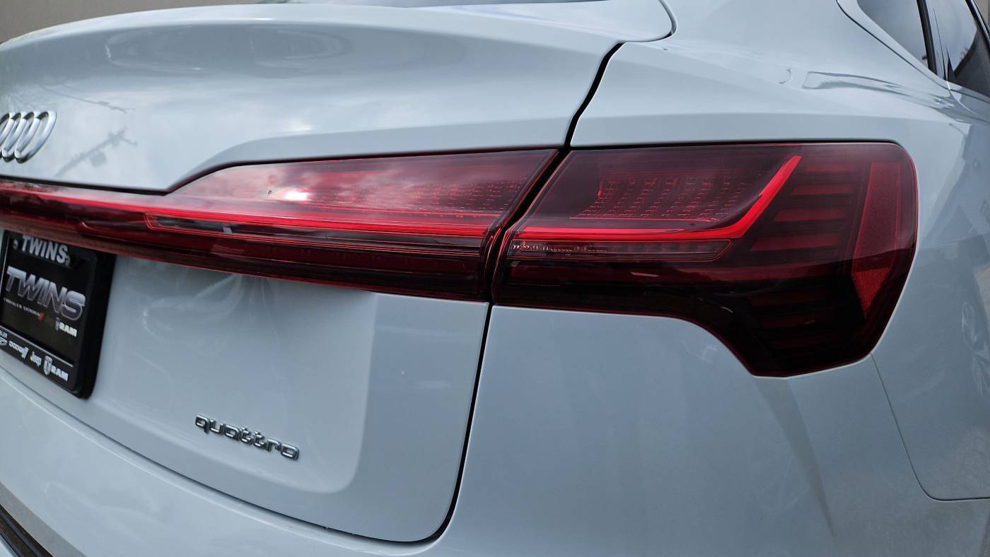 2020 Audi e-tron WA12ABGE0LB033019