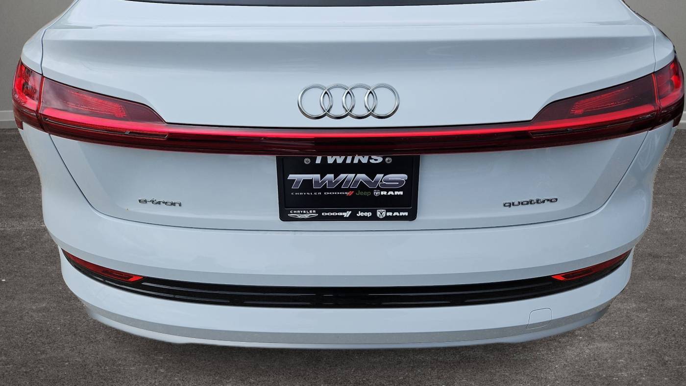 2020 Audi e-tron WA12ABGE0LB033019