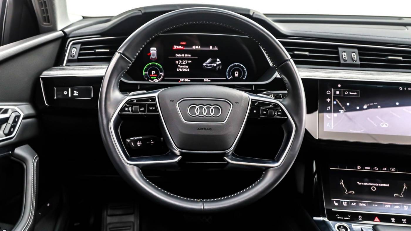 2021 Audi e-tron WA12AAGE6MB023834