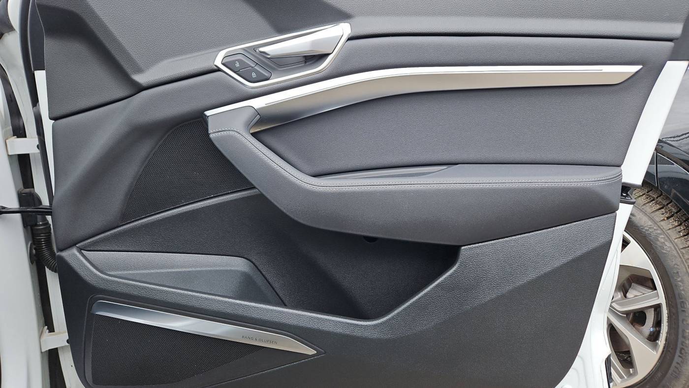 2020 Audi e-tron WA12ABGE0LB033019