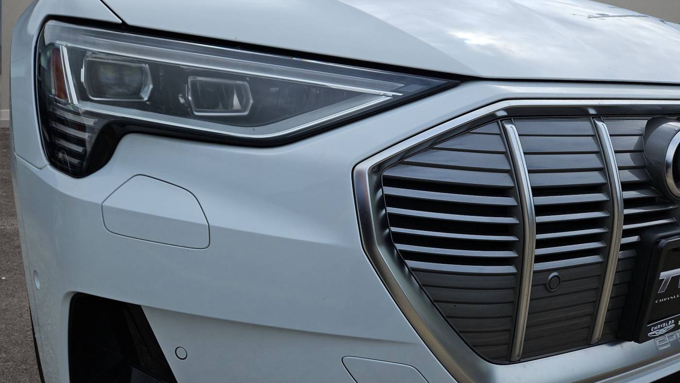 2020 Audi e-tron WA12ABGE0LB033019