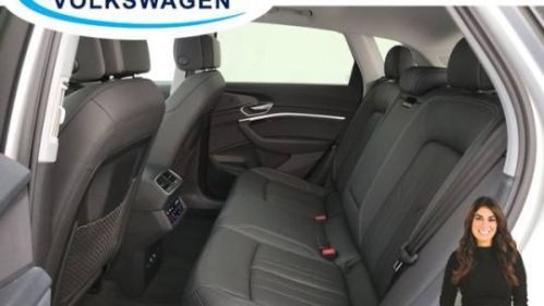 2021 Audi e-tron WA1LAAGE4MB015753