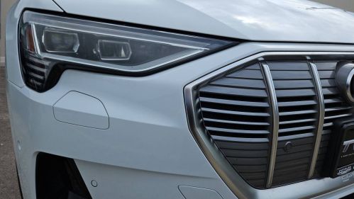 2020 Audi e-tron WA12ABGE0LB033019