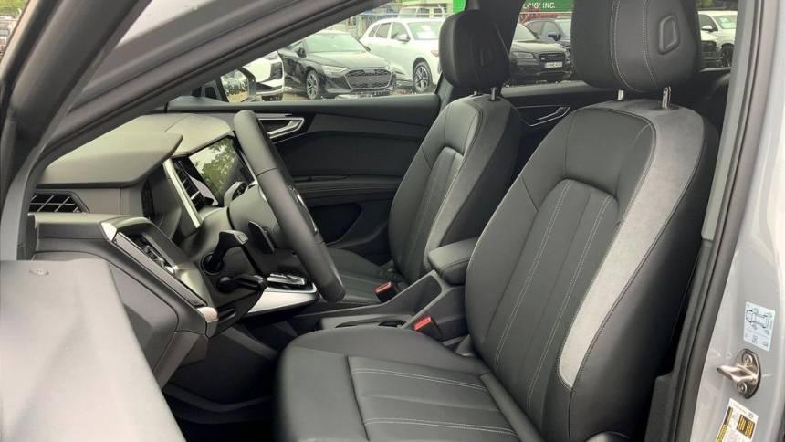 2025 Audi Q4 e-tron WA1LUBFZ6SP037464