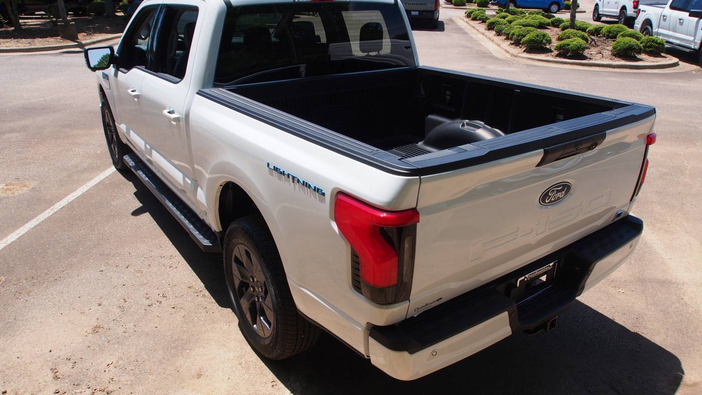 2025 Ford F-150 Lightning 1FTVW3LU9SWG09057