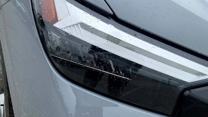 2025 Audi Q4 e-tron WA1LUBFZ6SP037464