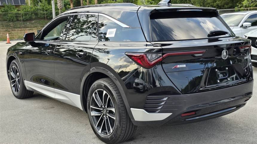 2024 Acura ZDX 4W5KHNRL3RZ512259