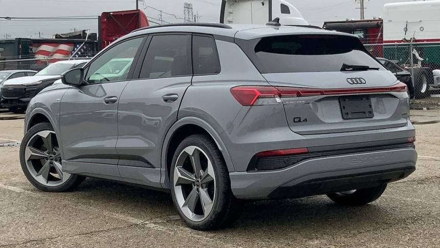 2025 Audi Q4 e-tron WA1LUBFZ6SP037464