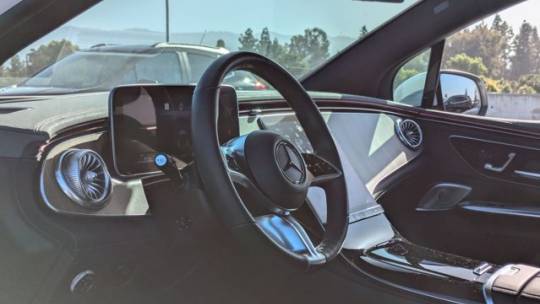 2023 Mercedes EQE SUV 4JGGM1CB6PA005029