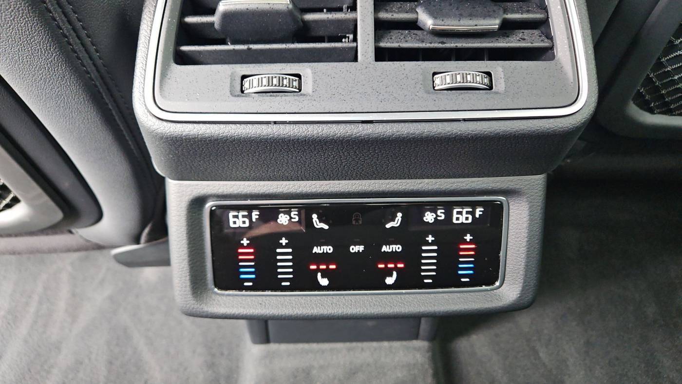 2020 Audi e-tron WA12ABGE0LB033019