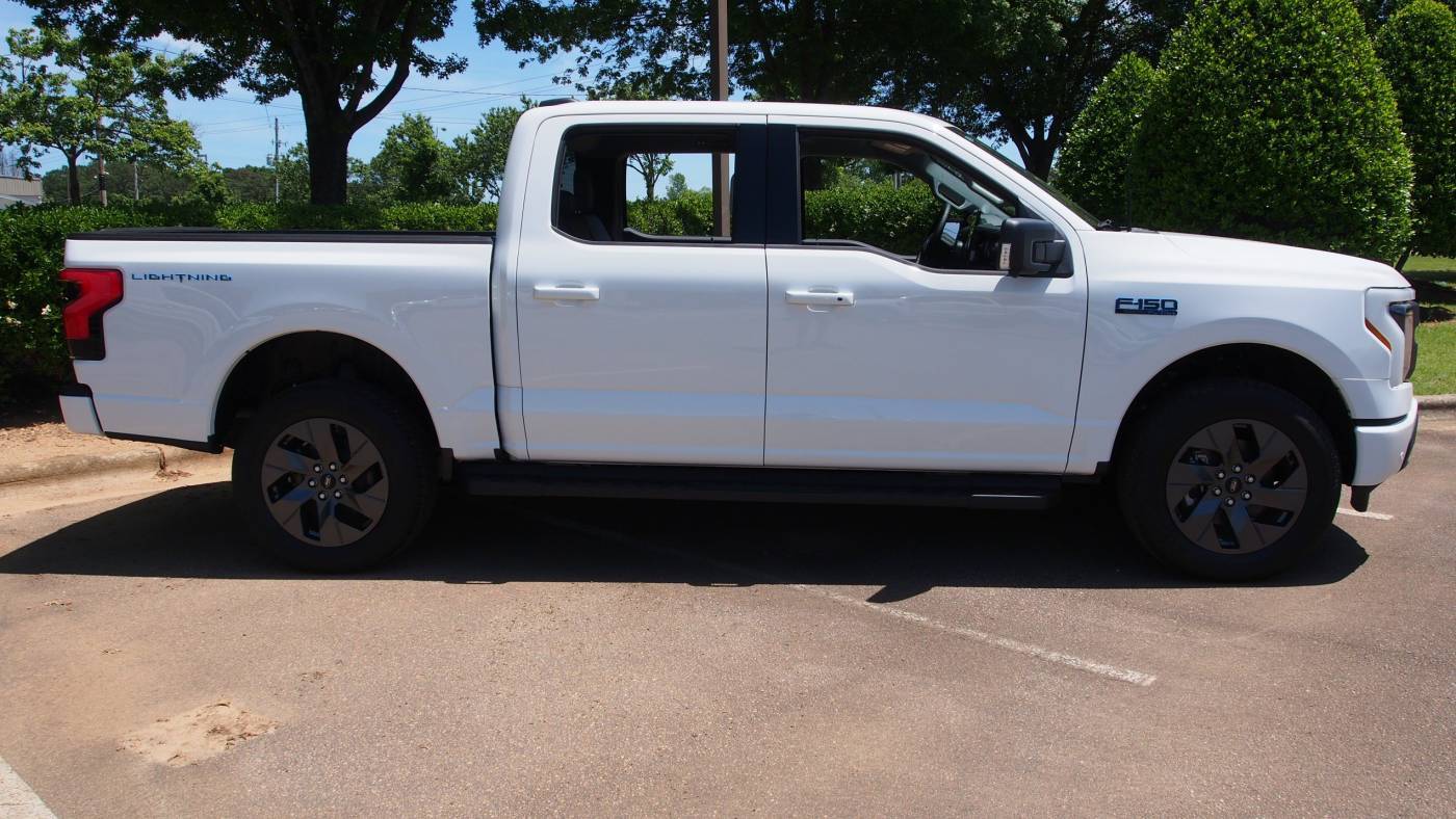 2025 Ford F-150 Lightning 1FTVW3LU9SWG09057