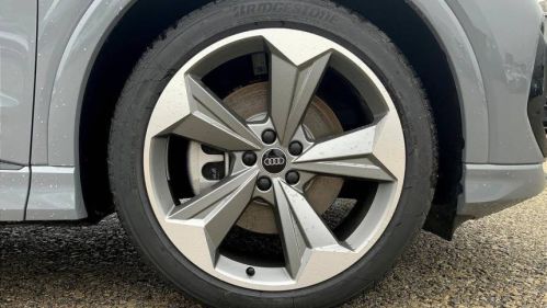 2025 Audi Q4 e-tron WA1LUBFZ6SP037464