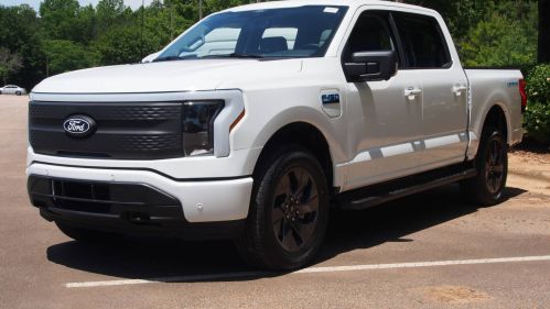 2025 Ford F-150 Lightning 1FTVW3LU9SWG09057
