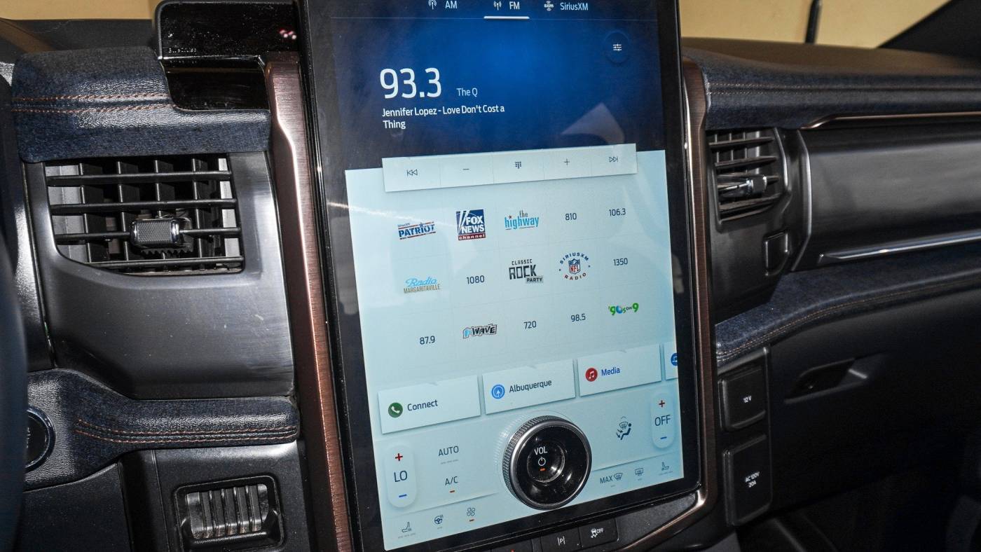 2022 Ford F-150 Lightning 1FTVW1EL2NWG15098