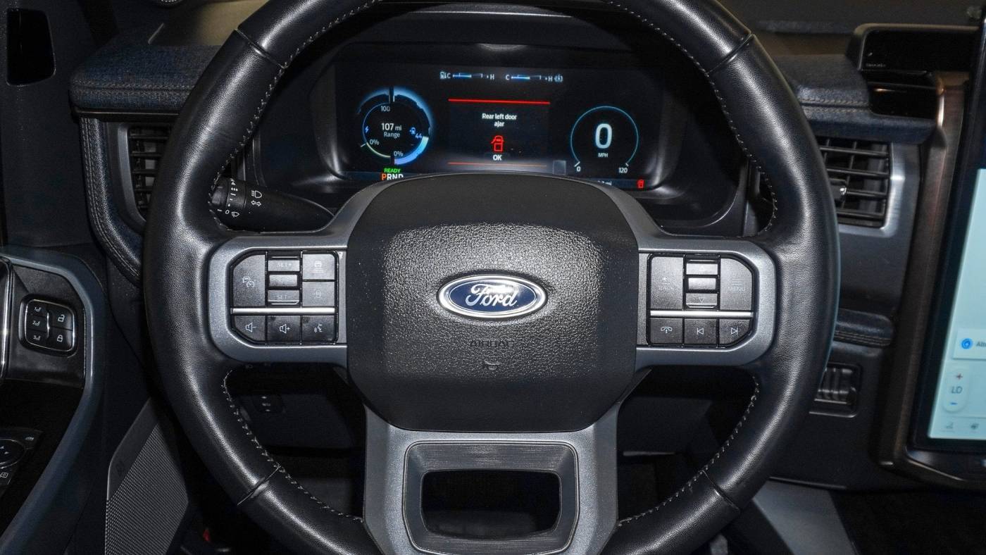 2022 Ford F-150 Lightning 1FTVW1EL2NWG15098