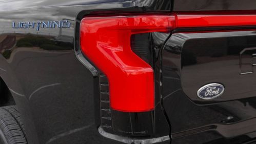 2022 Ford F-150 Lightning 1FTVW1EL2NWG15098