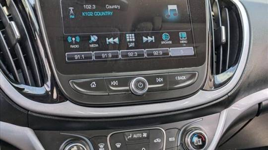 2017 Chevrolet VOLT - Images - 13