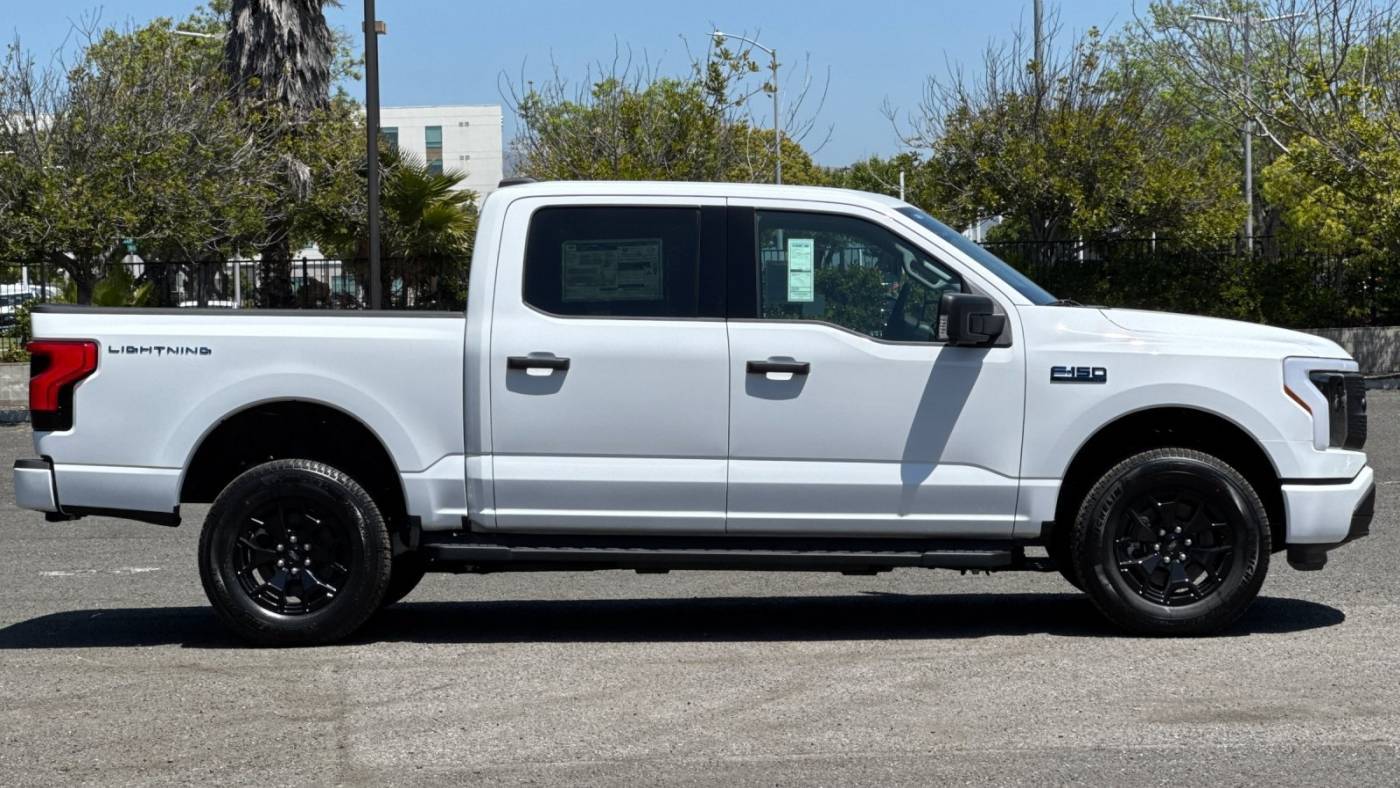 2025 Ford F-150 Lightning 1FTVW3LK3SWG10185