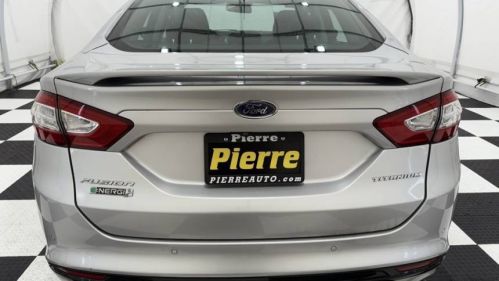 2016 Ford Fusion Energi - Images - 3