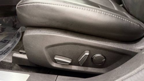 2016 Ford Fusion Energi - Images - 12
