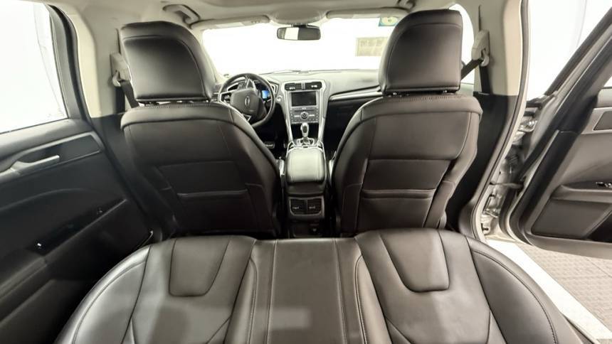 2016 Ford Fusion Energi - Images - 18