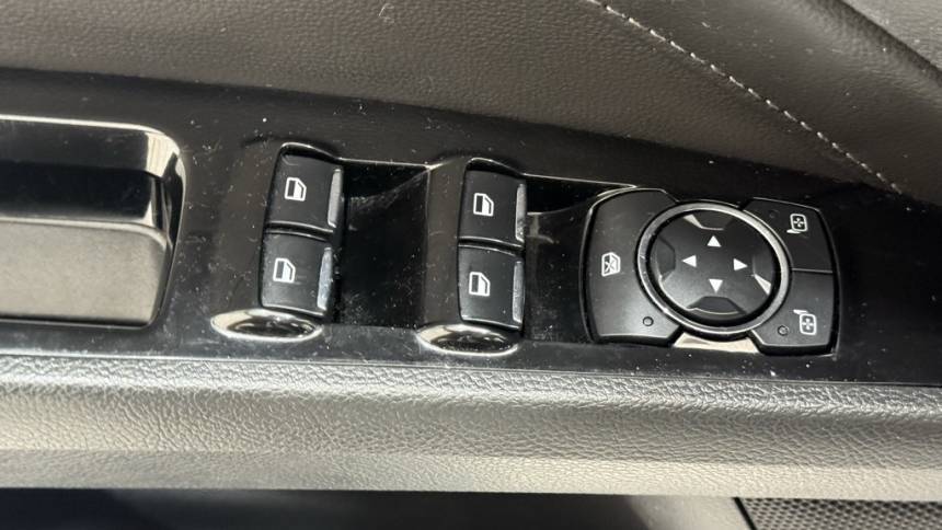 2016 Ford Fusion Energi - Images - 21